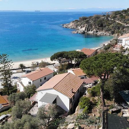 Appartamenti Cavoli - Vista Mare Con Terrazze, Clima E Posti Auto Spiaggia di Cavoli Exterior photo