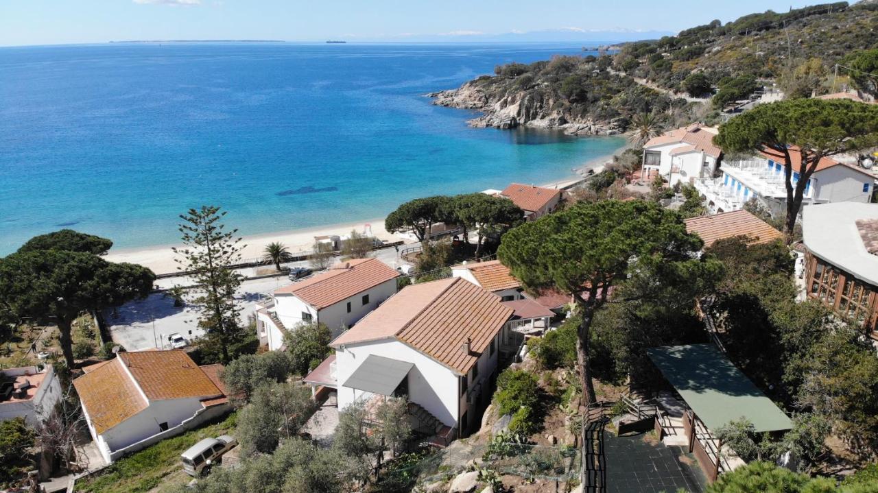 Appartamenti Cavoli - Vista Mare Con Terrazze, Clima E Posti Auto Spiaggia di Cavoli Exterior photo